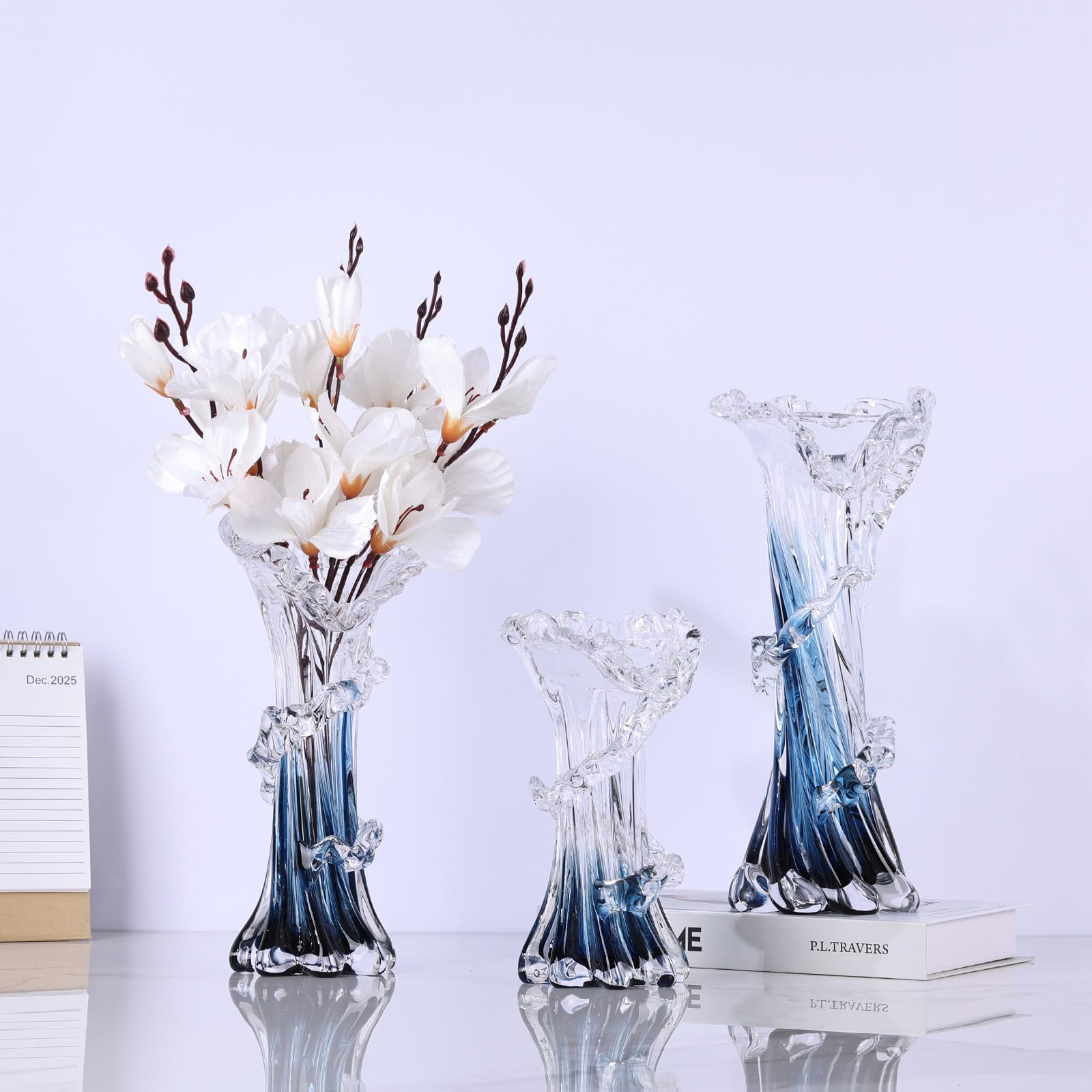 Laedigital Hand Blown Blue Glass Vase